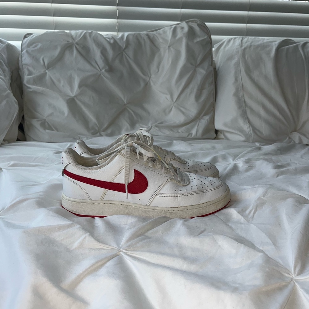 Court vision nike shoes